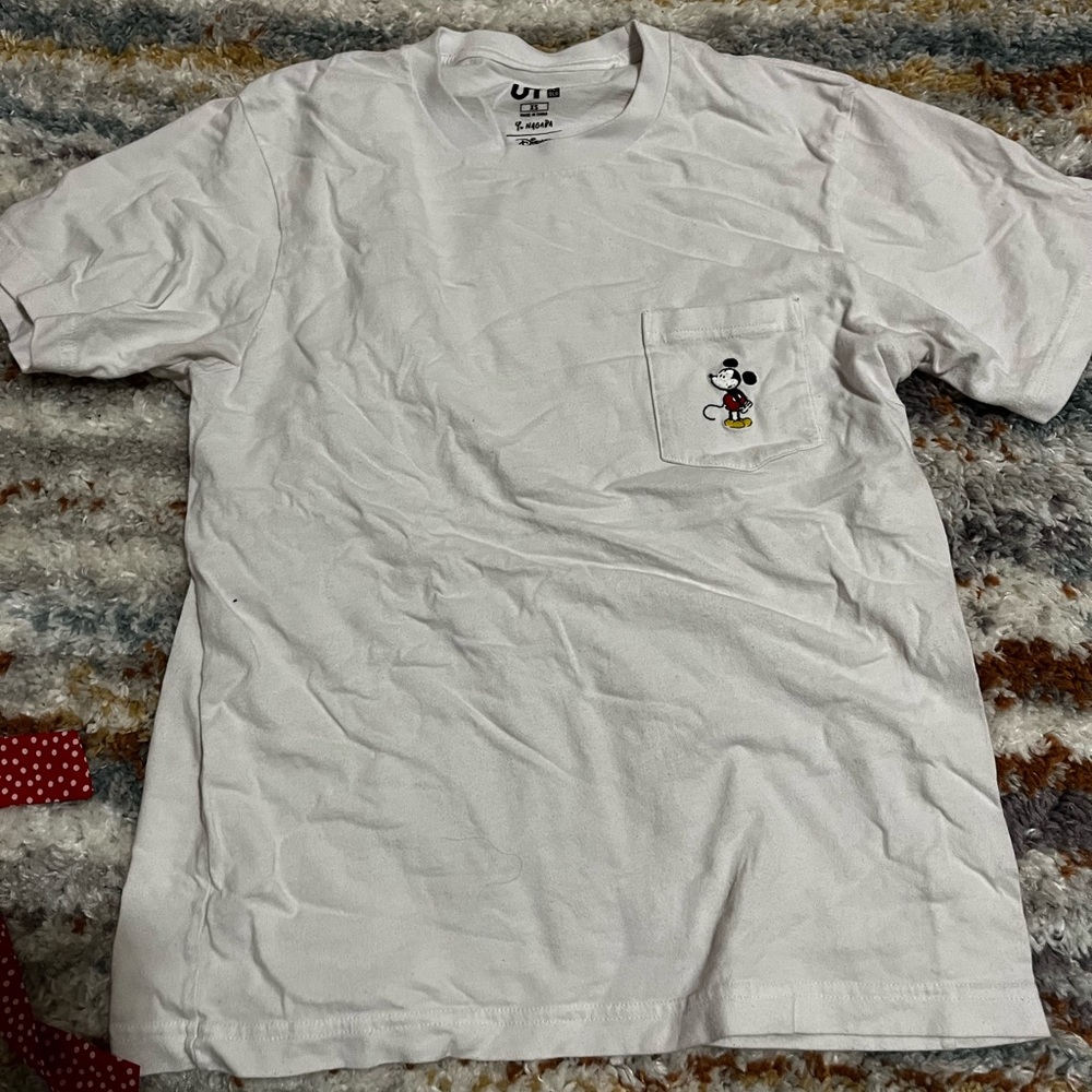 Uniqlo Disney shirt